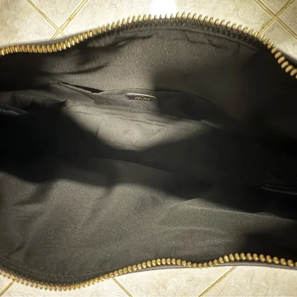 H&M Elegant Black Leather Shoulder Bag - Picture 4 of 6